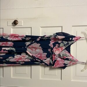 Premier Amour Floral Navy and Pink flowy Women's Dress